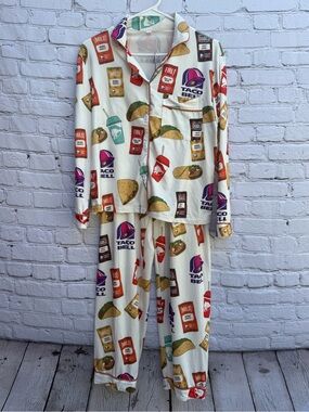 Taco Bell All Over Print Pajama Set Size Small